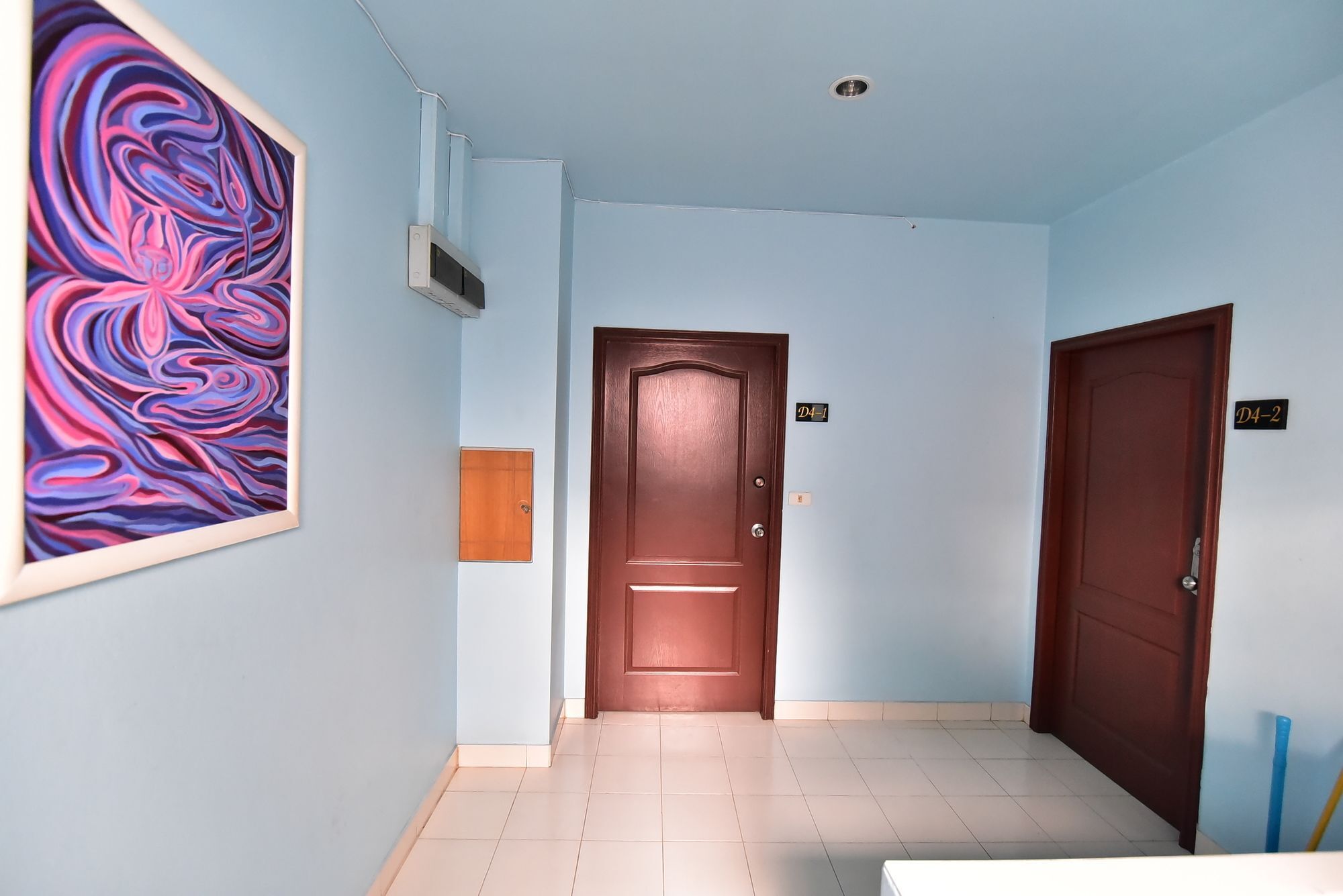 De Apartment Pattaya Exterior photo